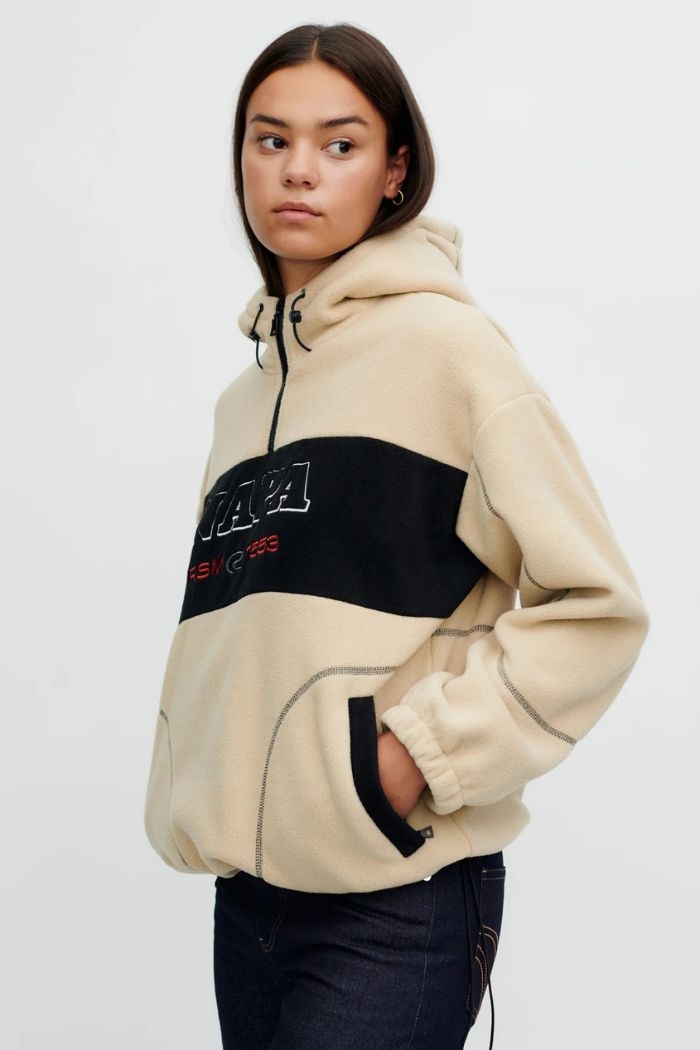 RESUMÉ, Fred Fleece, Warm Sand